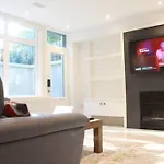 Modern Separate Lower Level 1 Bedroom Apartment Plus Parking